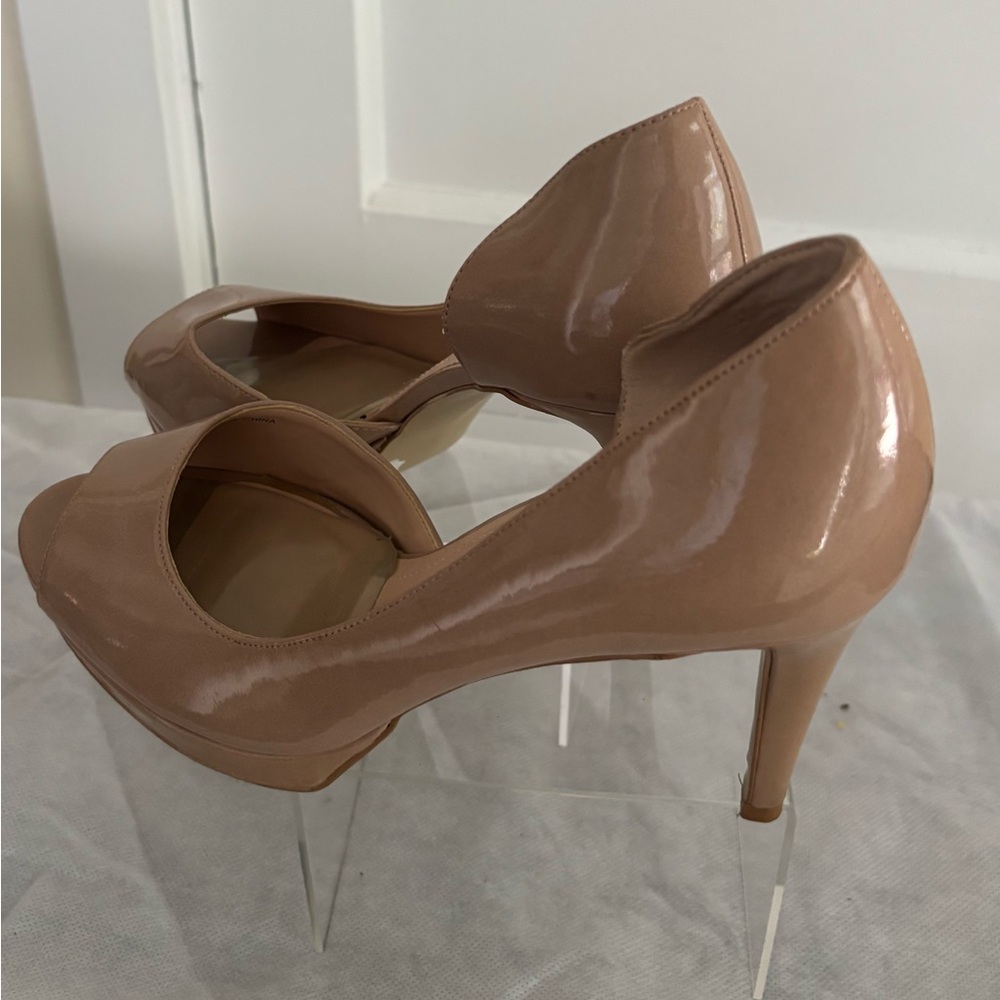 Tahari Glossy Beige Peep-Toe Heels
